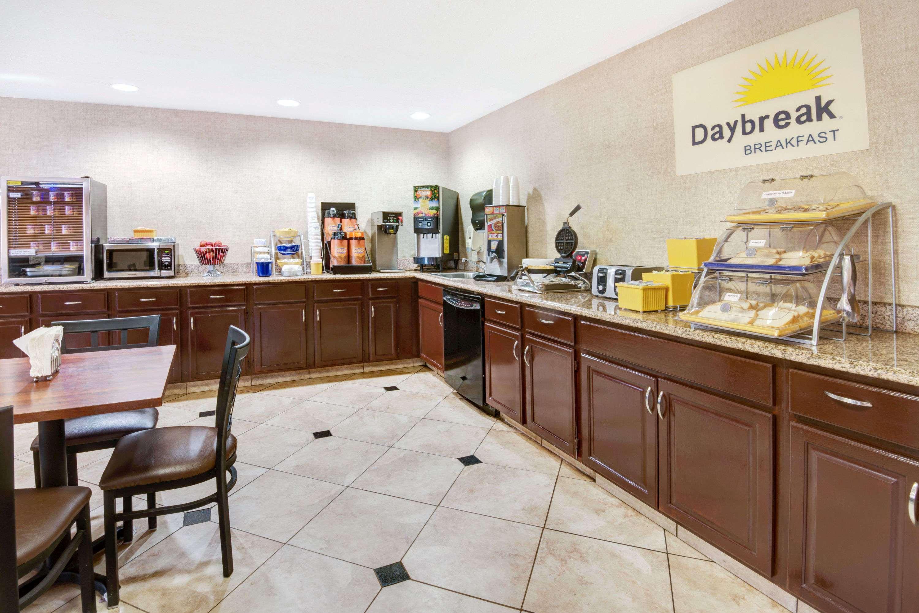 Days Inn By Wyndham Albuquerque West Exterior foto